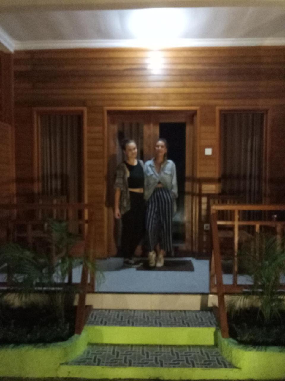 Auora Guest House 누사 렘봉안 외부 사진